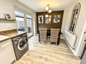 Dining area- click for photo gallery